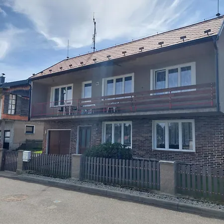 Apartment Na Lipne *